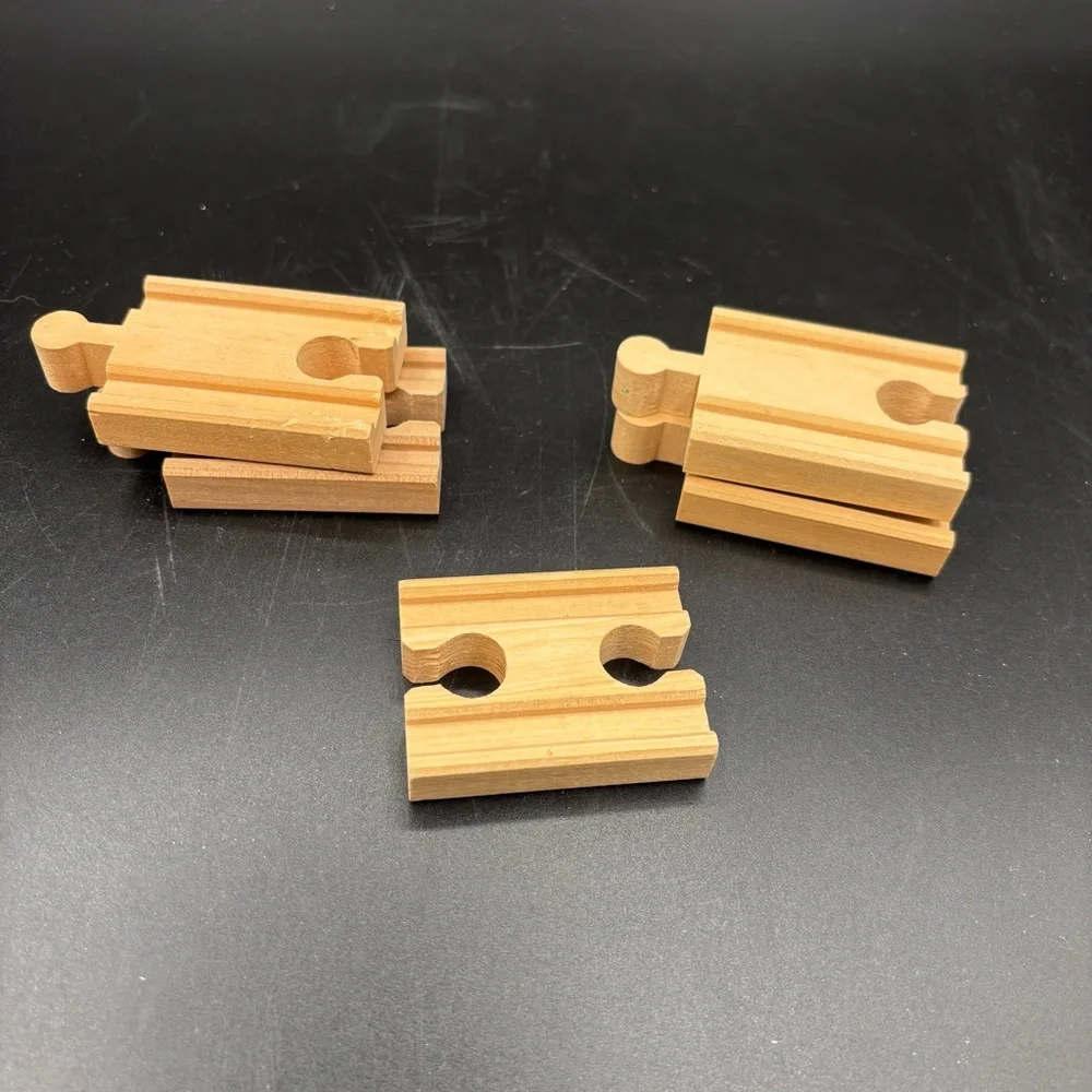 Track‎ Train Small Straight Wood Connectors Set Brio Thomas Toys R Us Lot of 5